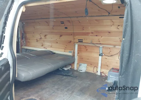 2006 Chevrolet Express Work Van z USA, uszkodzony, nr VIN 1GCHG392961207039